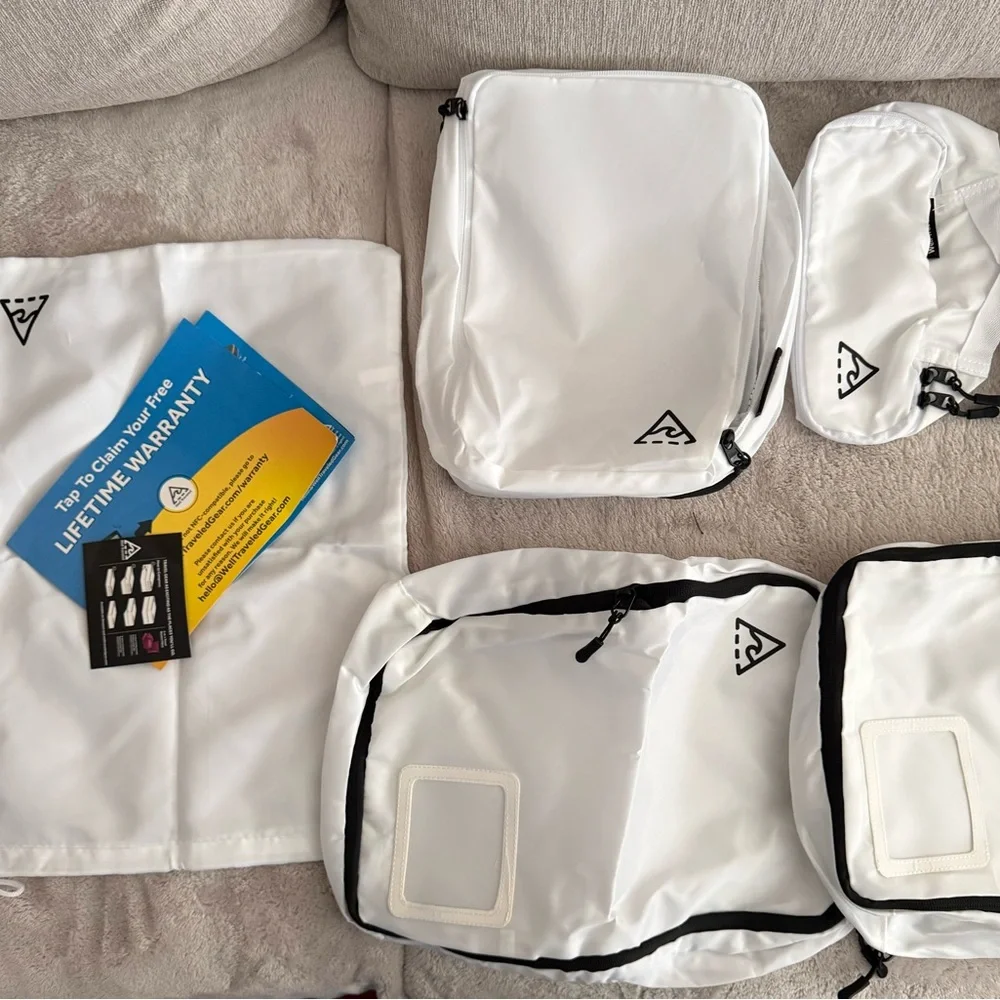 Well Traveled 8-piece Compression Packing Cubes